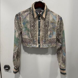 NNA Enjoy Colorful Cropped Button-Up Shirt